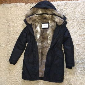 Aritizia Oskar Parka Premium Goose Down - Size XS